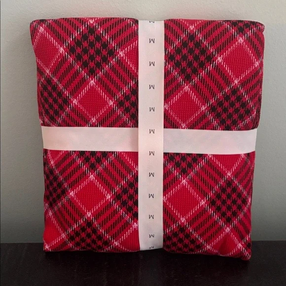 Victoria’s Secret Thermal Long Pajama Set - Picture 3 of 3